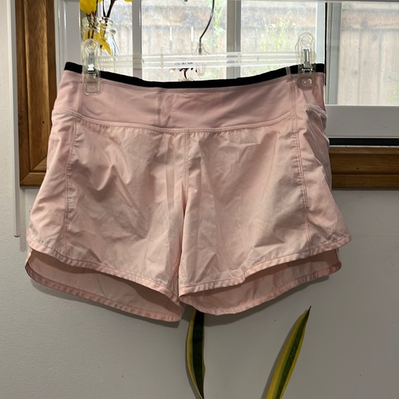 Lululemon sparkly pink Turbo run Shorts. Size 4 - Picture 4 of 6